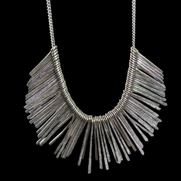 Silver Tone Fashion Necklace Adjustable With Individual Dangle Pieces - Picture 1 of 8